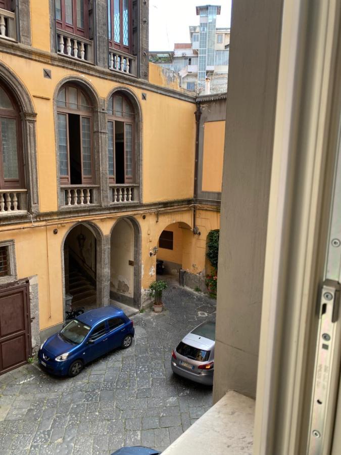 ナポリ Dimora Donna Elena Bed & Breakfast エクステリア 写真