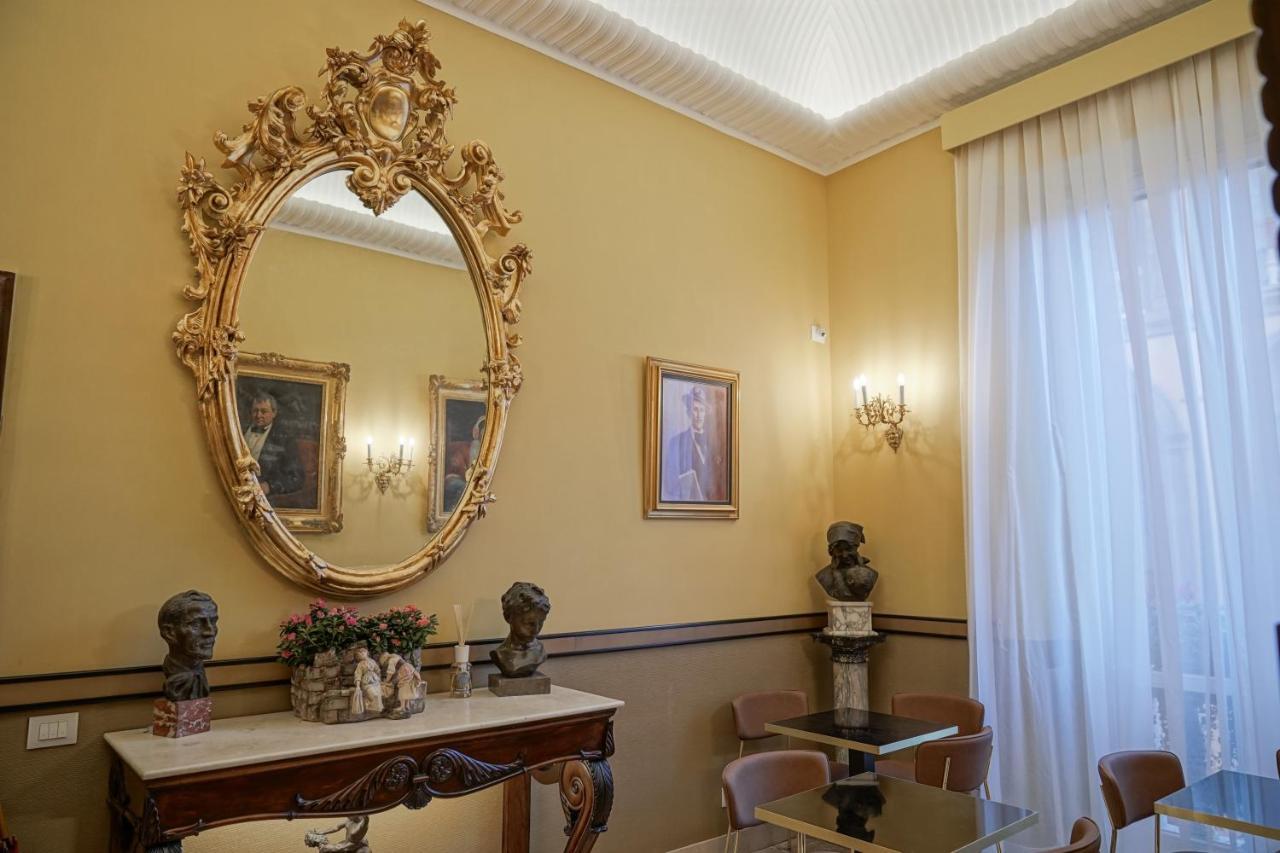 ナポリ Dimora Donna Elena Bed & Breakfast エクステリア 写真