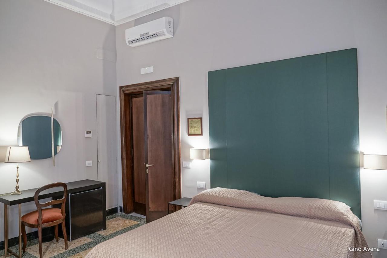 ナポリ Dimora Donna Elena Bed & Breakfast エクステリア 写真